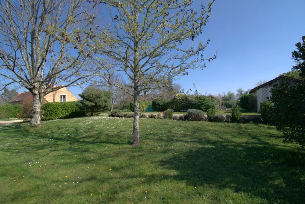 Vente Propriété/Château SAINT GENIES (24), vente propriété 277 m2 sur 4 ha, gîtes en activité Saint genies