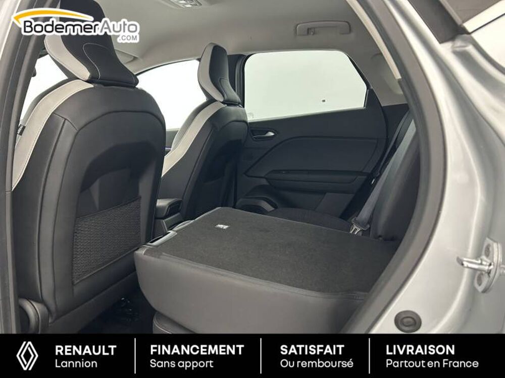 Captur E-Tech Plug-in 160 - 21 Intens 2021 occasion 22200 Guingamp