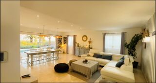  Propriété/château à vendre 6 pièces 162 m²