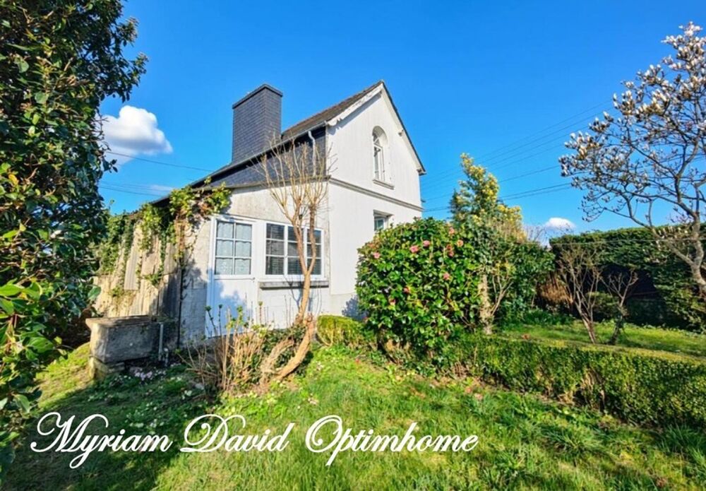 Maison 3 pièces 77 m² · à Rostrenen · 77 m² · 93 900 €