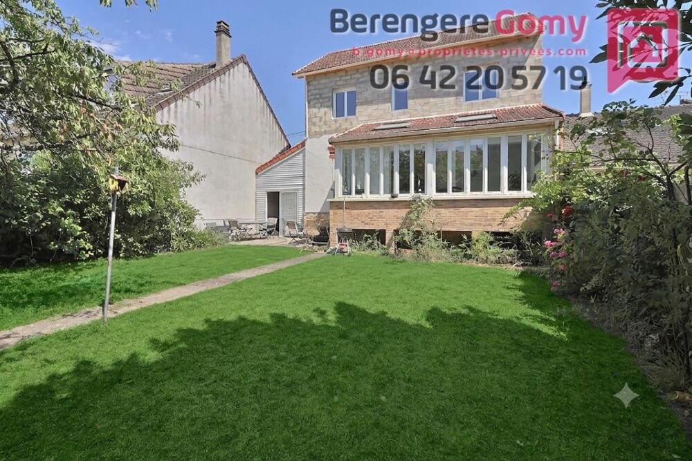 Vente Maison Maison familiale réhaussée & rénovée, séjour 44 m², 3 chambres, garage et sous-sol Le plessis bouchard