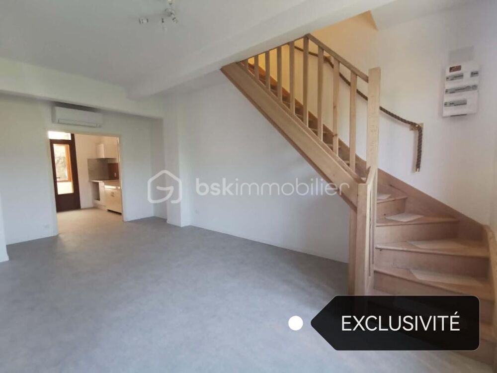 Location Appartement A LOUER -  THOARD 04380 - appartement de 86m² - 3 chambres - une terrasse Thoard