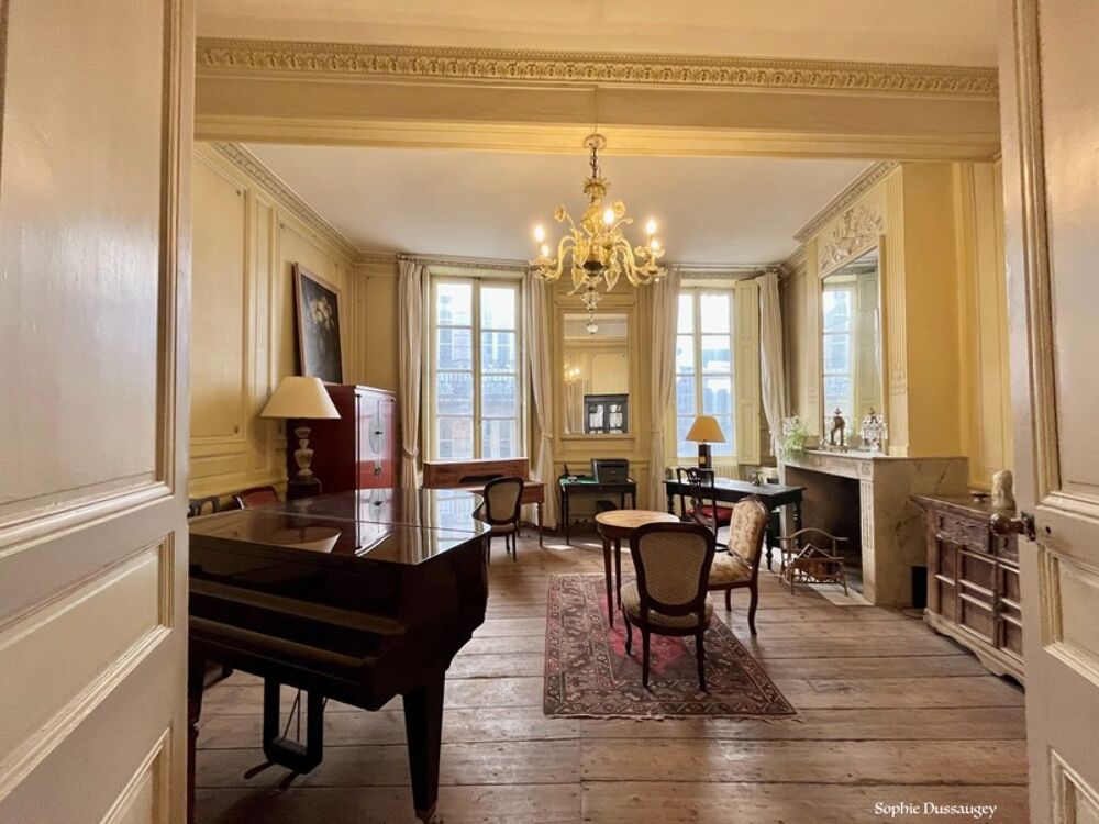 Vente Maison Hotel particulier dans le centre historique de Bordeaux Bordeaux