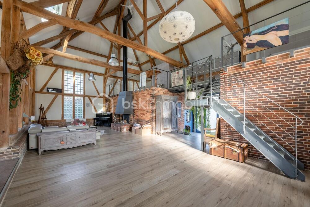 Ensemble Immobilier : somptueux loft avec ses grands volumes + sa longère indépendante, le tout sur un terrain clos et arboré !