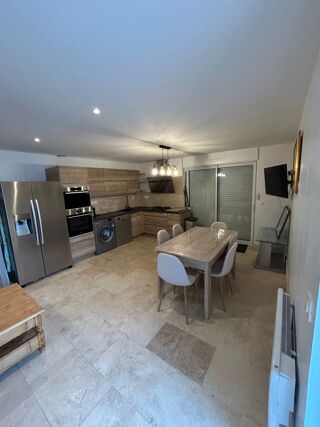  Appartement à louer 3 pièces 70 m²