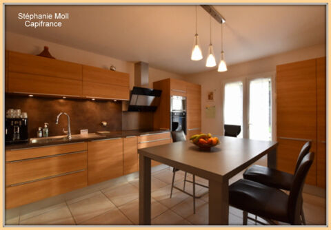 Dpt Aude (11), à vendre VINASSAN maison P5 de 132 m² - Terrain de 1 300,00 m² 498000 Vinassan (11110)