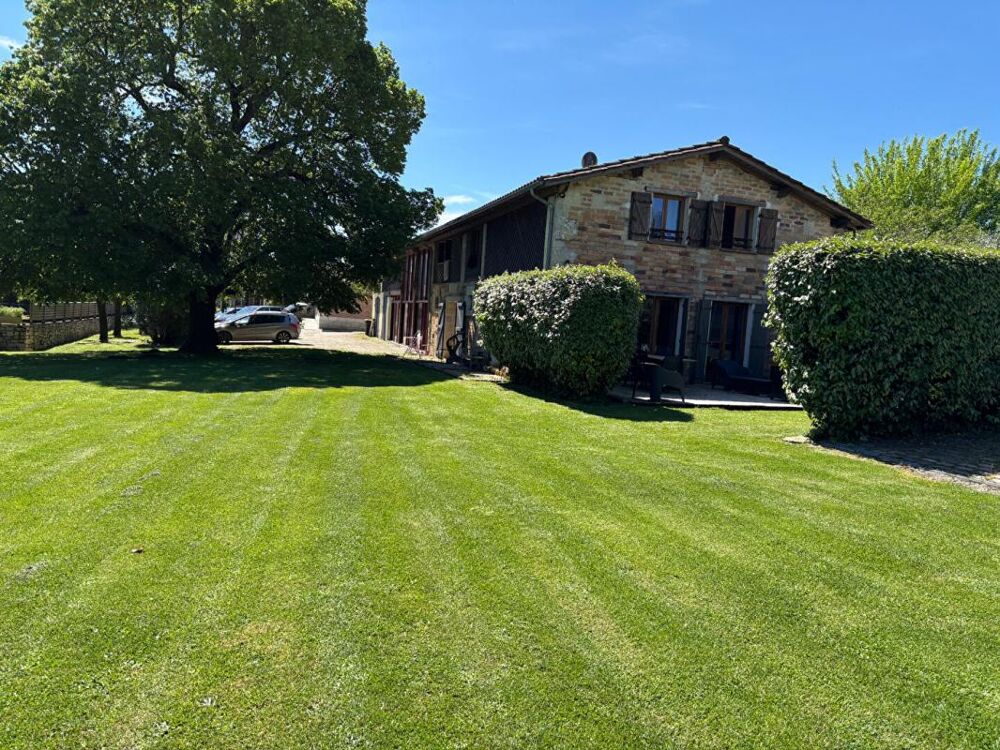 Maison Moulis En Medoc 325 m2