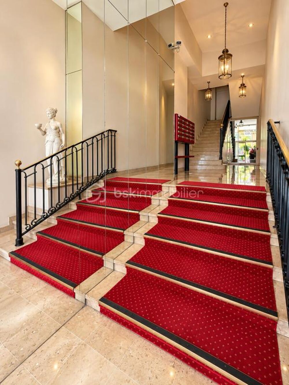à vendre  Appartement Toulon (83000)