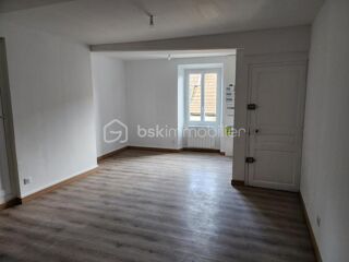  Immeuble à vendre 10 pièces 157 m²