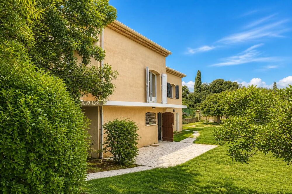 Vente Propriété/Château ST AYGULF GRAND BOUCHAREL - FORT POTENTIEL - TERRAIN 1677M2 Frejus