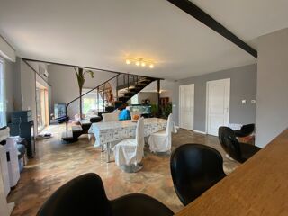  Maison � vendre 15 + pi�ces 600 m�