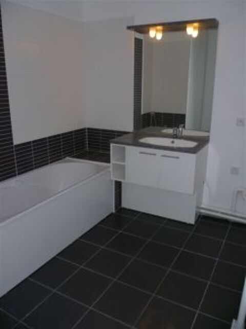  Appartement � louer 3 pi�ces 65 m�