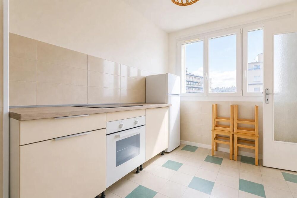 Vente Appartement Appartement LOUÉ de 4 pièces de 68 m2 en vente à Grenoble Grenoble