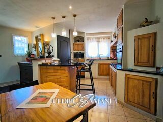  Maison � vendre 7 pi�ces 195 m�