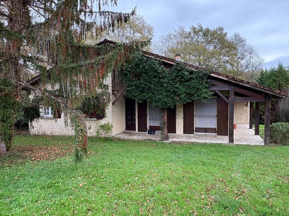 Agréable maison à Roaillan, 5 min de Langon 90 m2 avec un beau jardin arboré