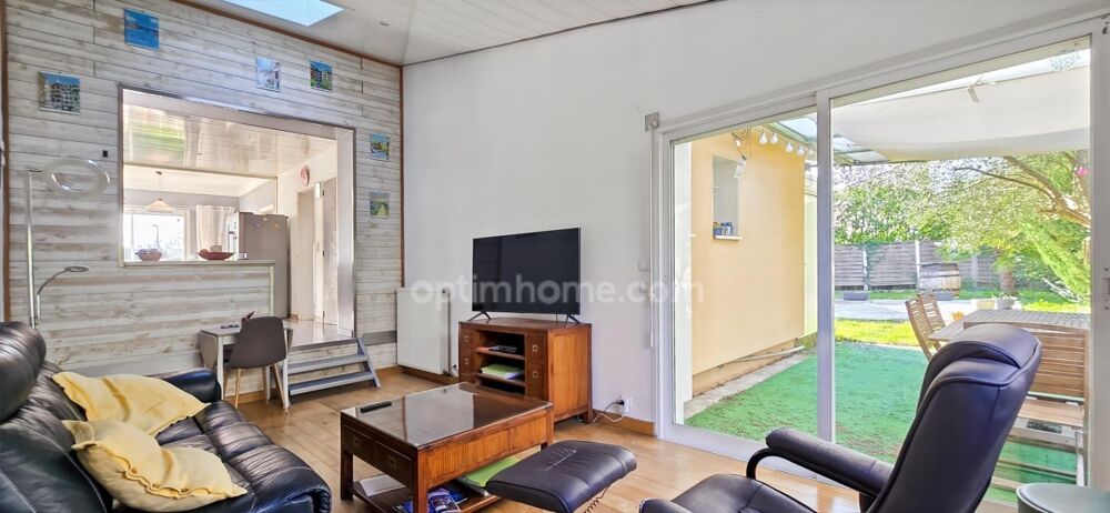 Maison 85 m² pleine de charme  2 chambres  terrasse intimiste  double garage  aucun travaux PAU (64)