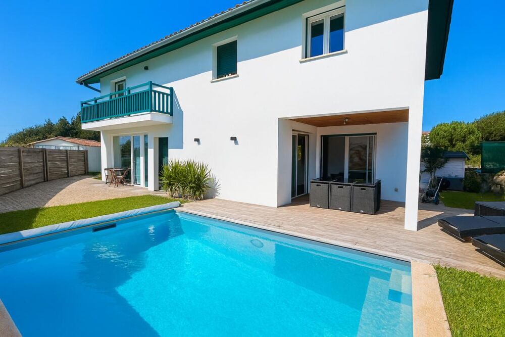 � vendre  Maison Gu�thary (64210)