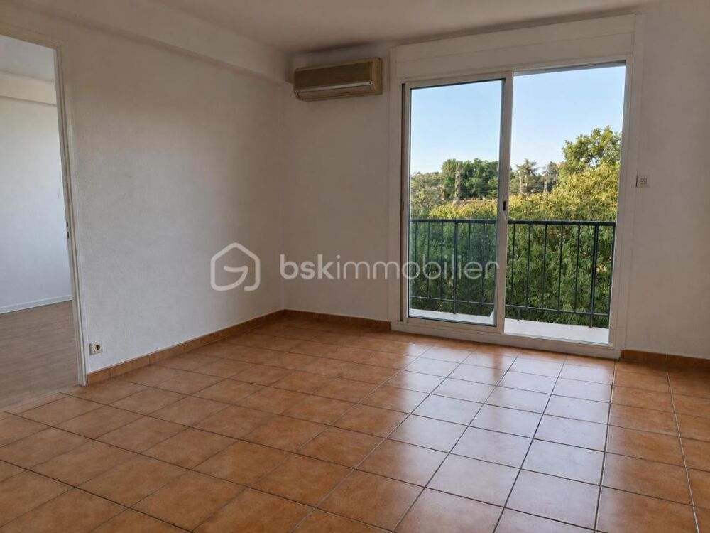 Appartement T3 de 56 m²  Balcon, cave, parking