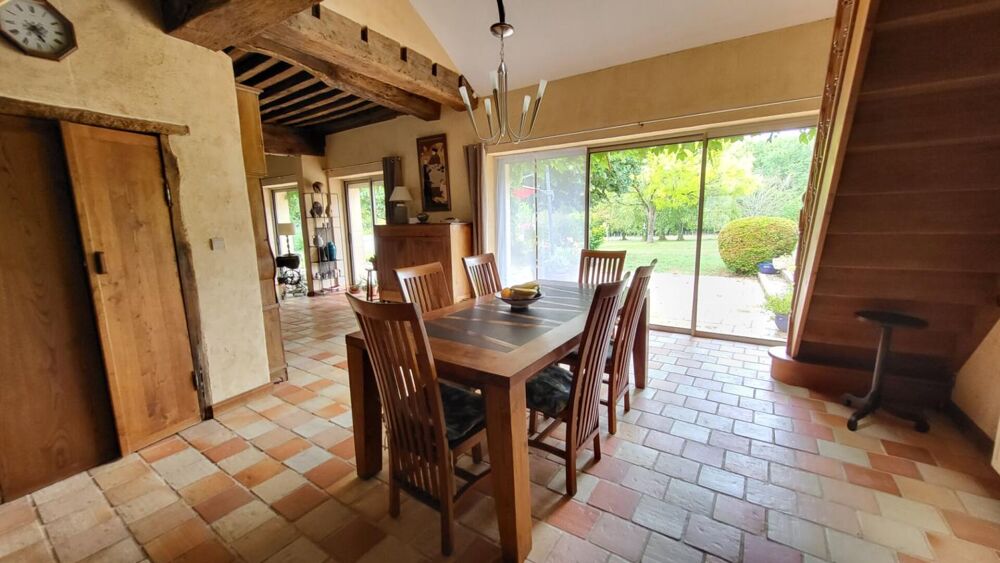 � vendre  Maison Issac (24400)