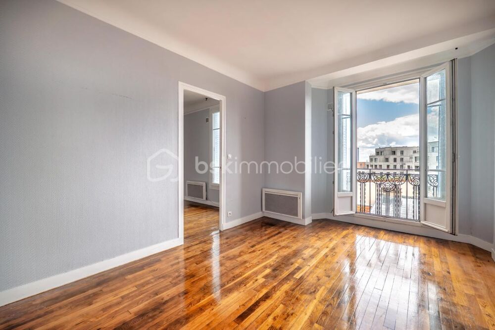 Charmant appartement au dernier étage dans un immeuble de caractère