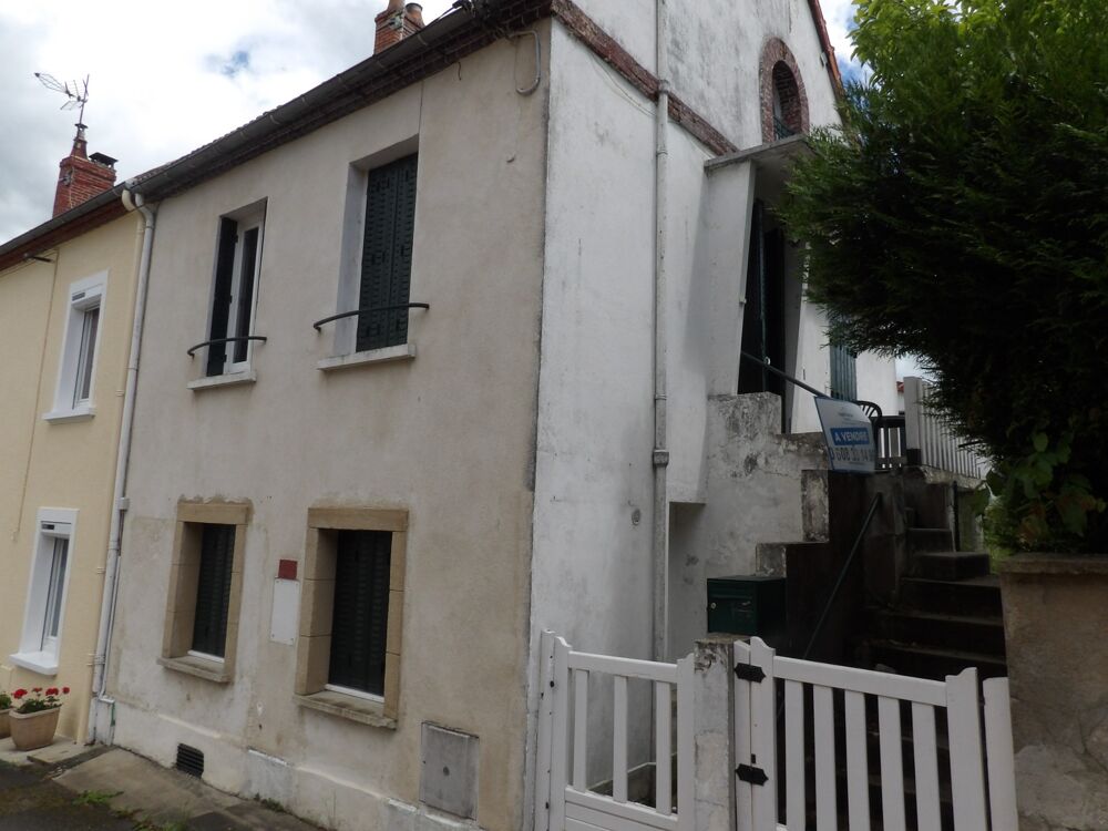 Maison 6 pièces 132 m² · à Neris les Bains · 132 m² · 75 000 €