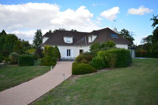  Maison à vendre 8 pièces 334 m²