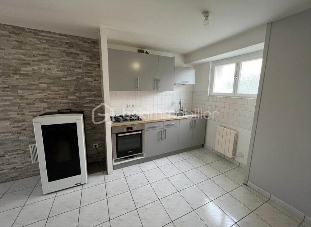 Charmante maison en pierres au Val-d'Izé  3 pièces, 70 m² environ