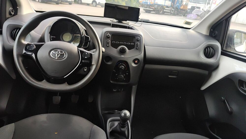 Aygo II 1.0 VVT-i 72 X 2021 occasion 06200 Nice