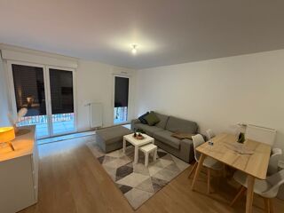  Appartement à louer 2 pièces 47 m²