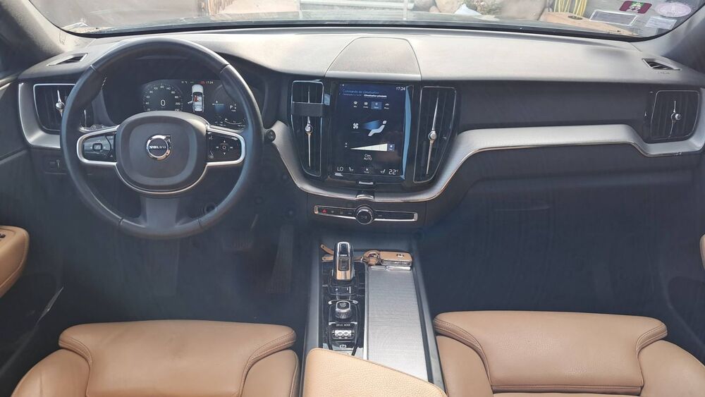 XC60 2.0 T8 407 Plug in Hybrid AWD Geartronic8 Inscription Luxe 2018 occasion 20137 Zonza