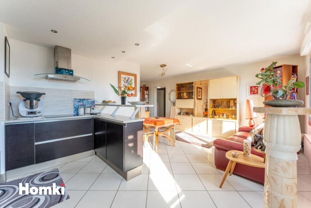 Vente Appartement BORDEAUX BASTIDE – T3 65 m² – LUMINEUX – PARKING – CELLiER Bordeaux