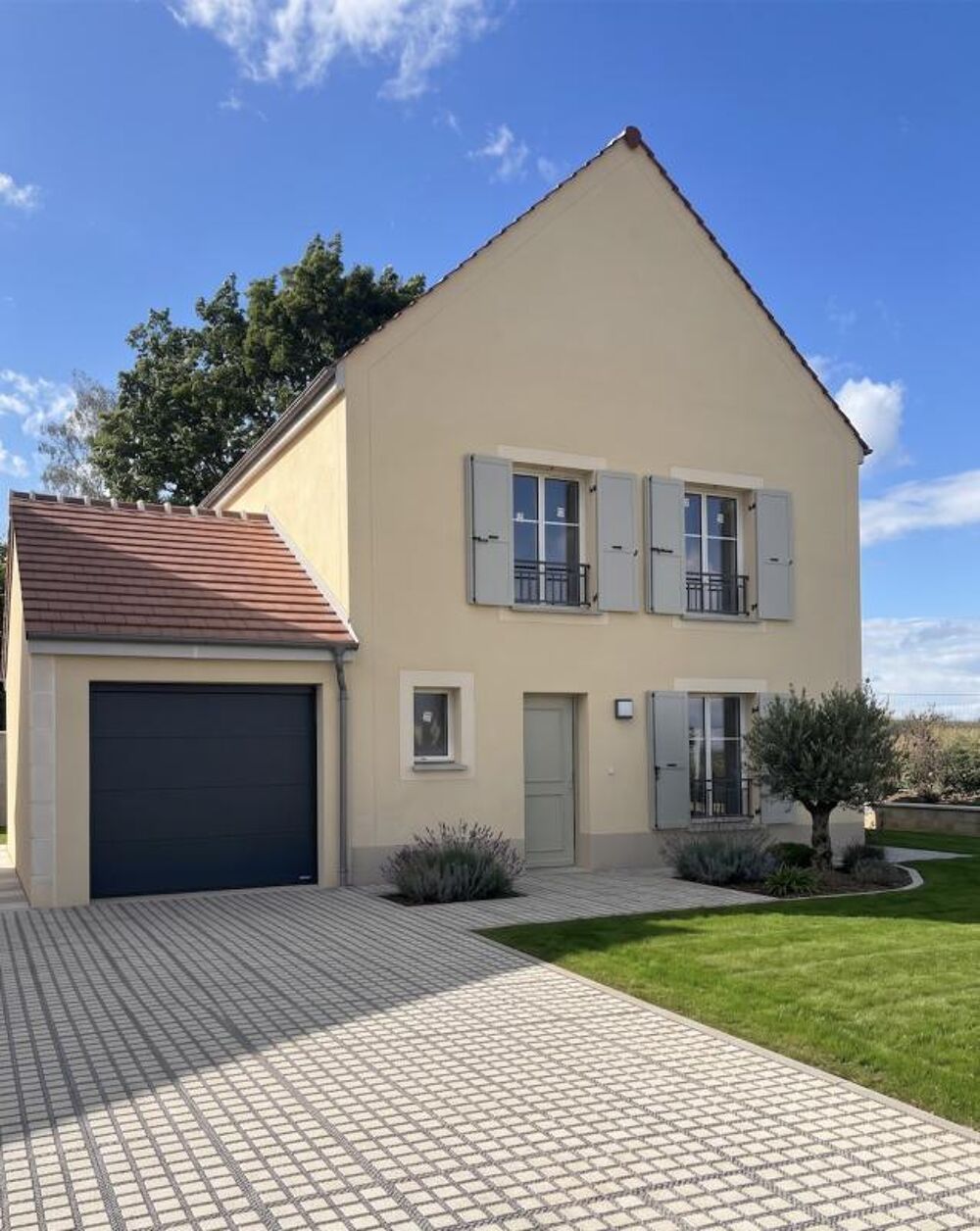 MAISON NEUVE AVEC 290M2 DE TERRAIN