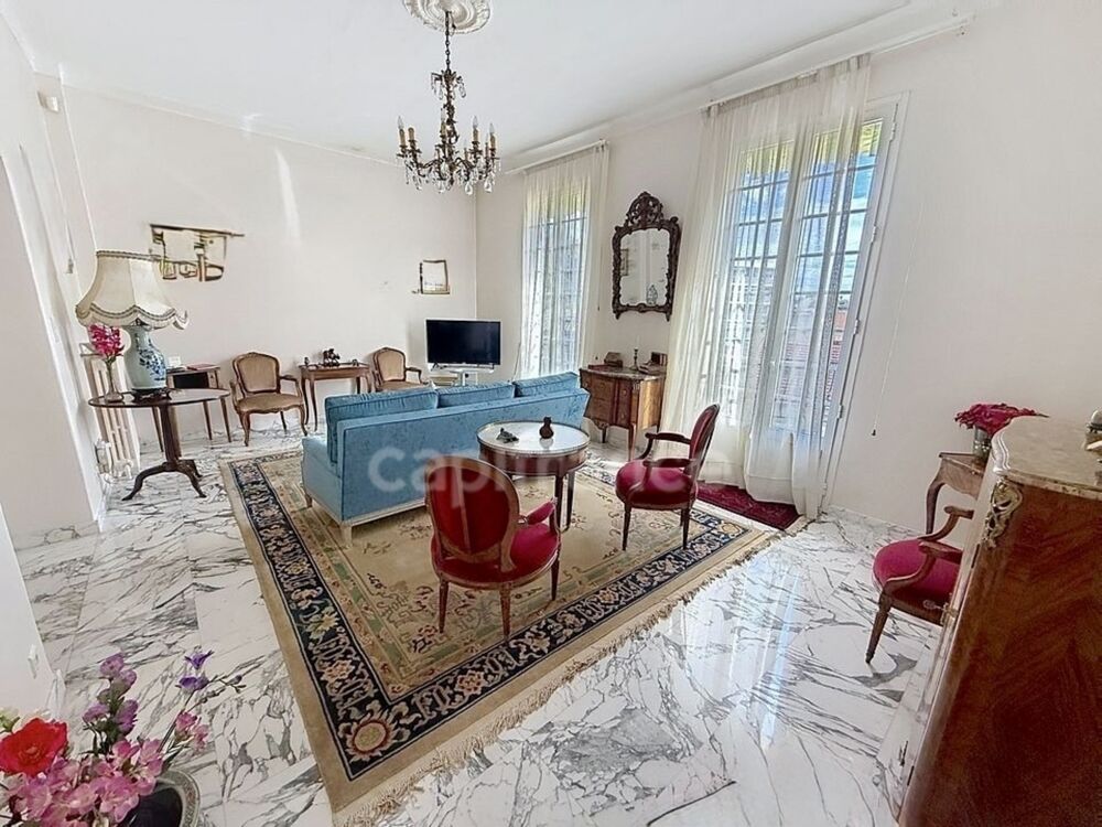 à vendre  Maison Cagnes-sur-Mer (06800)
