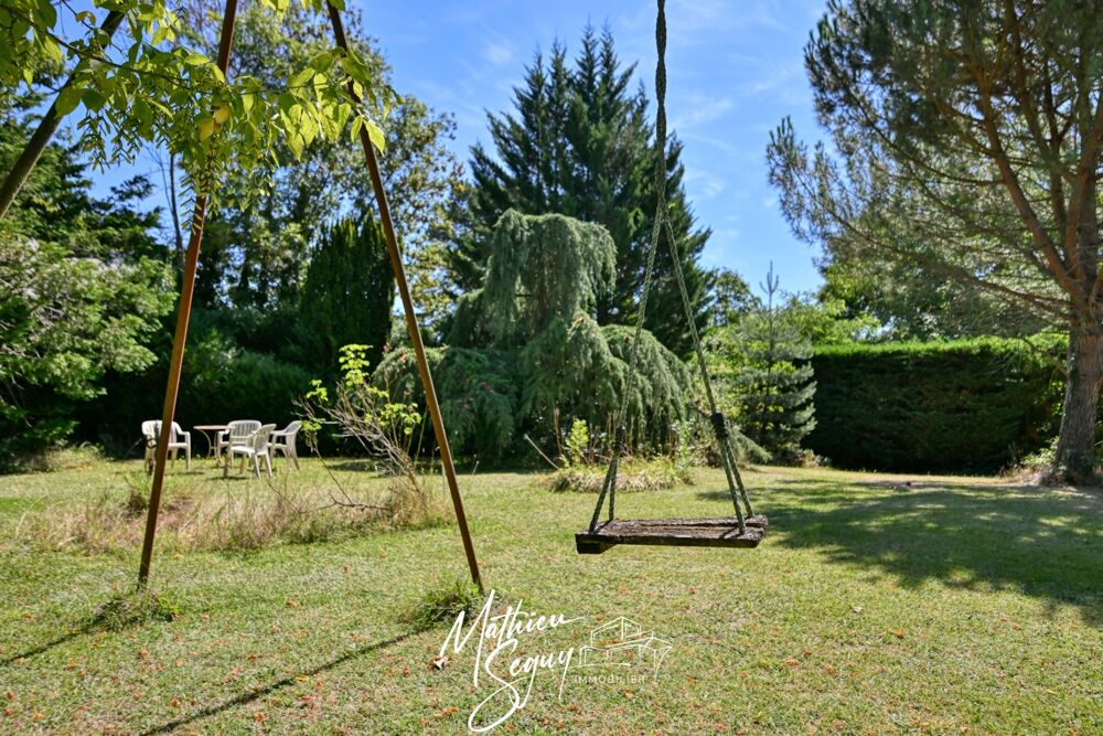 THURINS - PROPRIETE avec parc arboré
