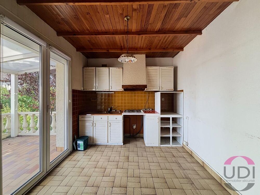 Montluçon  Charmant pavillon de 92 m² avec 3 chambres, bureau, jardin et garage