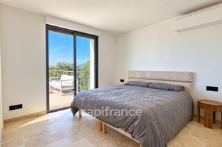  Villa à vendre 6 pièces 140 m²