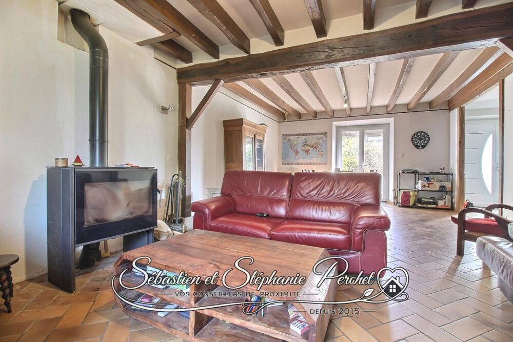 EXCLUSIVITÉ ? Maison en pierre ? 5 chambres, bureau, garage et grande grange ? Villamblain (45310)
