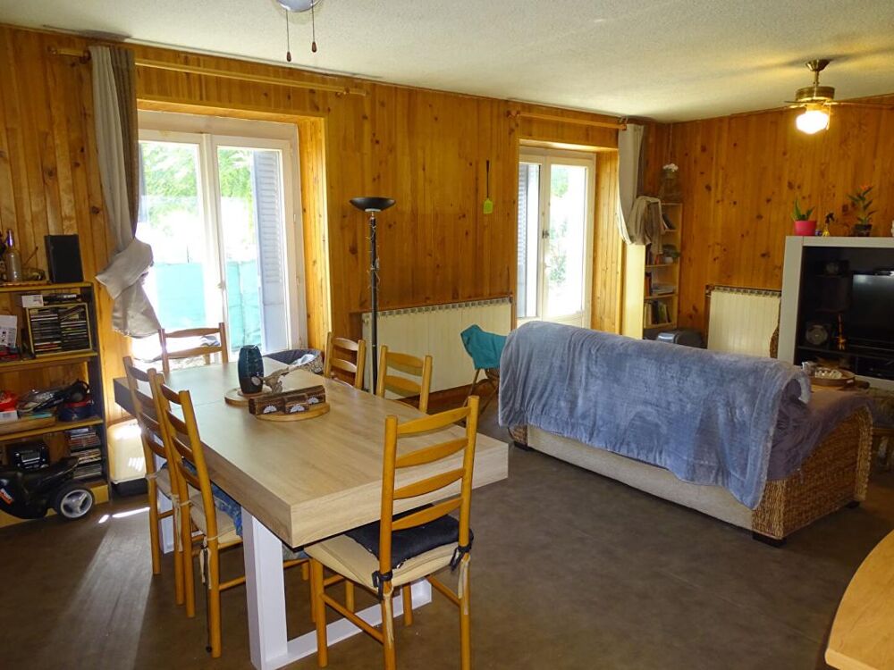 Vente Maison Maison Crenans 8 pièce(s) 241 m2 + annexes Crenans
