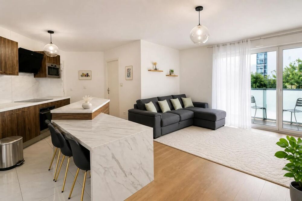 Appartement 4 pièces au pied du Tram et des commerces