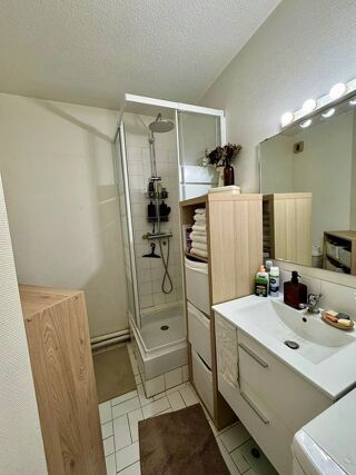  Appartement à louer 1 pièce 27 m²