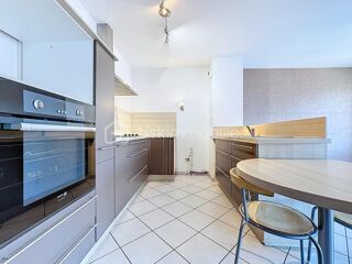 Appartement à vendre 4 pièces 83 m²