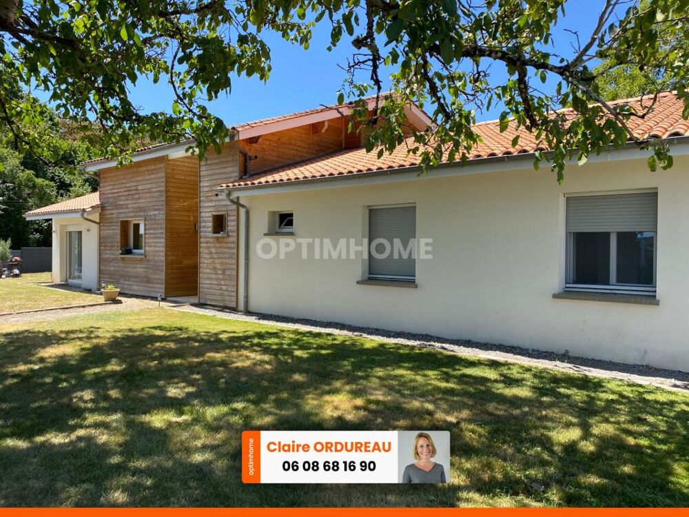 Vente Maison Maison familiale 4 chambres, avec piscine, dépendance, et vue dégagée Escoussans