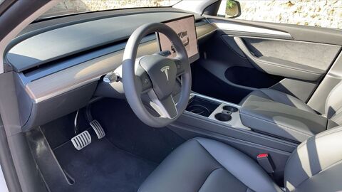 Model Y 300 cv Premium - Premi&egrave;re main Garantie constructeur 2023 occasion 72000 Le Mans
