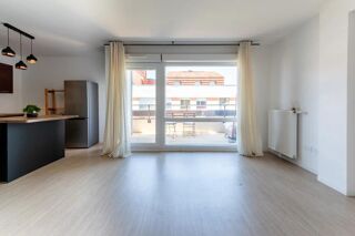  Appartement à vendre 4 pièces 77 m²