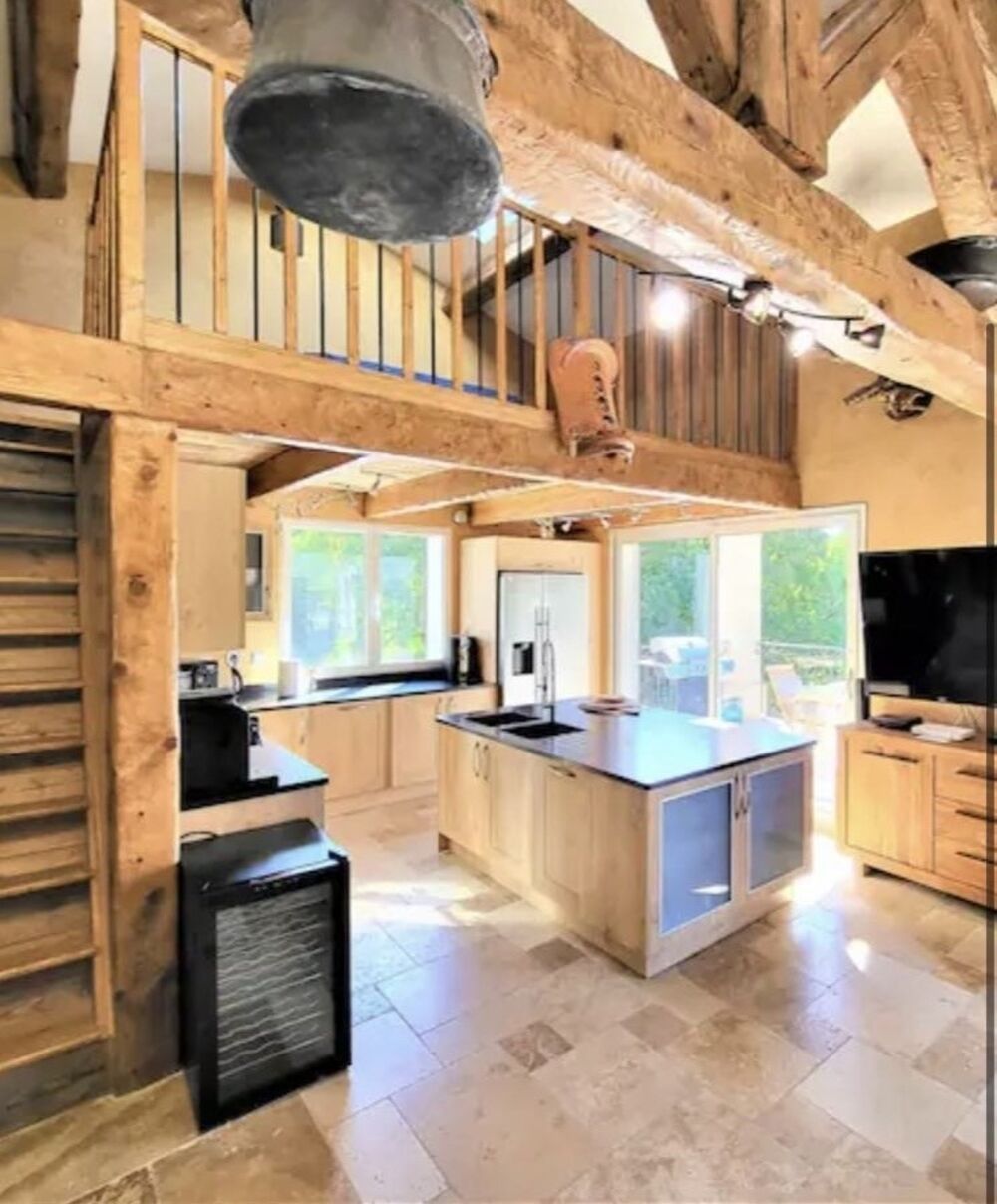 à vendre  Propriété/château Peyroules (04120)