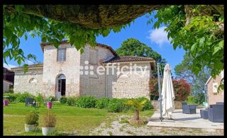  Maison � vendre 15 + pi�ces 415 m�