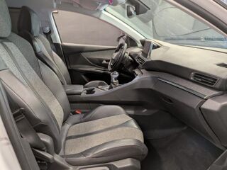 5008 2.0 BlueHDi 150ch SS BVM6 Allure Entretien complet Peugeot 2018 occasion 78200 Mantes La Jolie