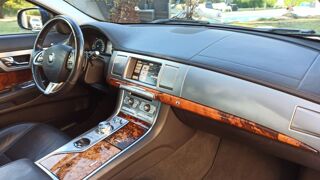 XF 3.0 D 240 BVA R-Sport 2015 occasion 01990 Chaneins