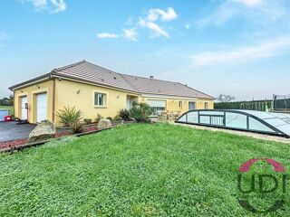  Maison  vendre 5 pices 137 m