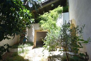  Proprit/chteau  vendre 9 pices 279 m